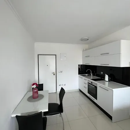 Sea Breeze * Makarská