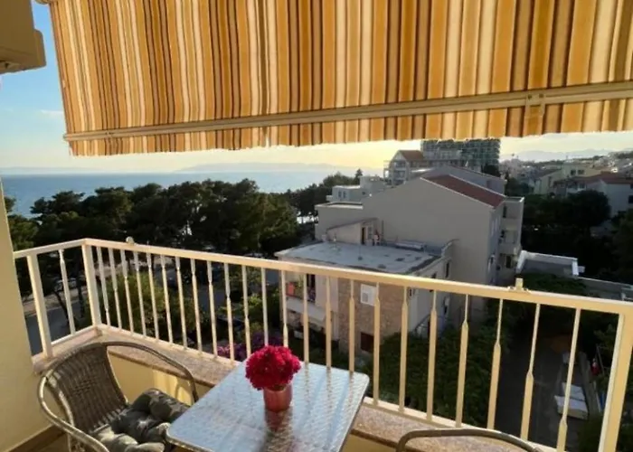 Apartment Sea Breeze